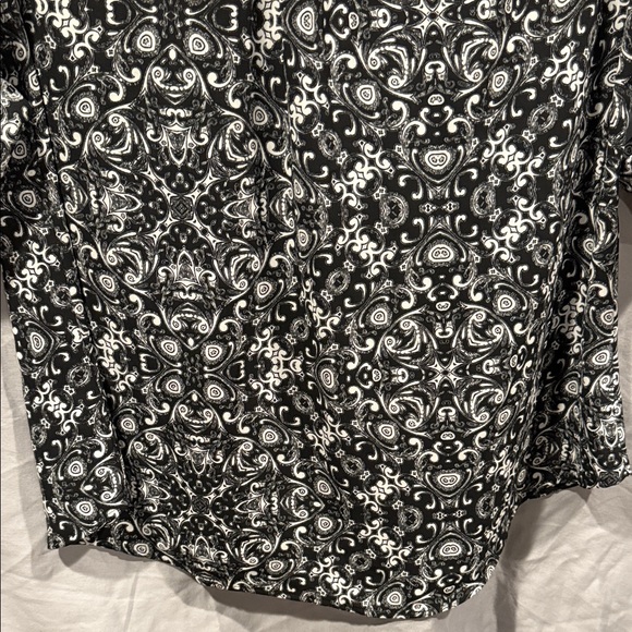 Express Black and White Patterned Button Down Shirt - Picture 11 of 11